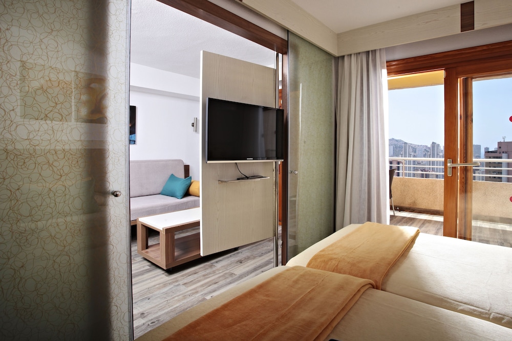 Sandos Benidorm Suites 13/50