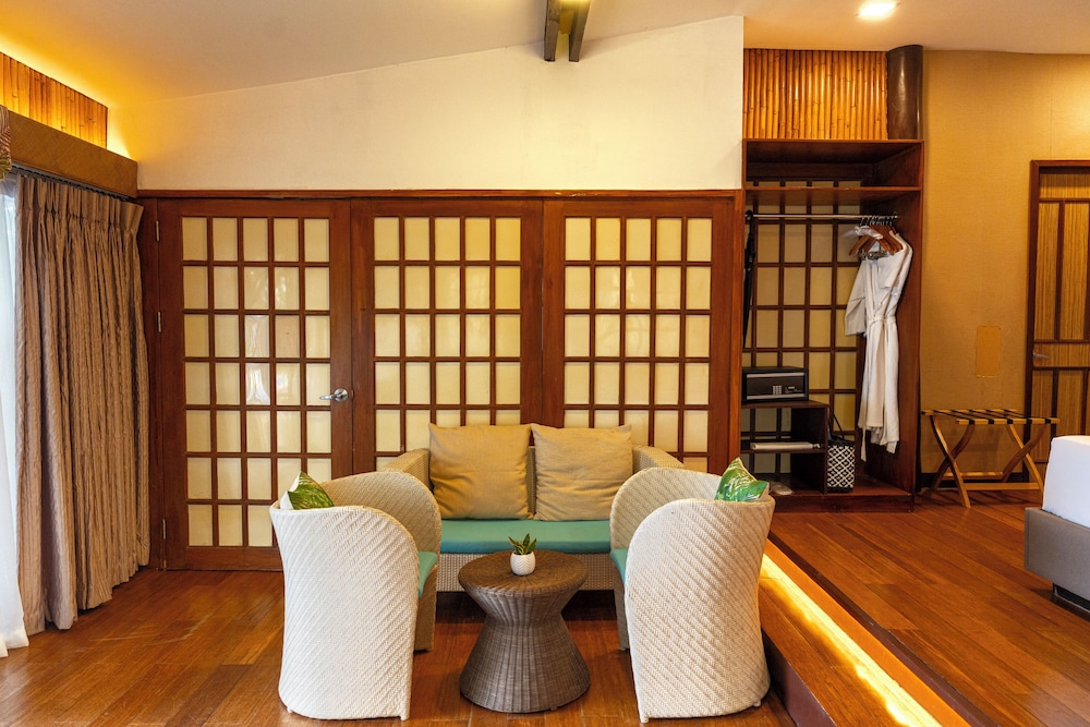 CLUB SERENA RESORT 46/64
