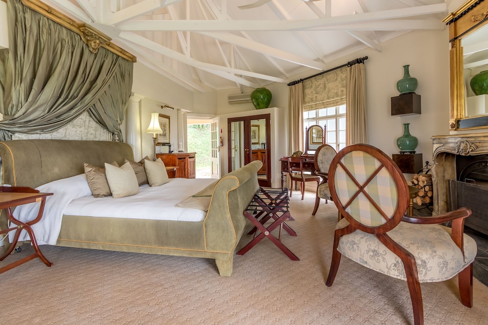 Blue Mountain Luxury Lodge 5/33