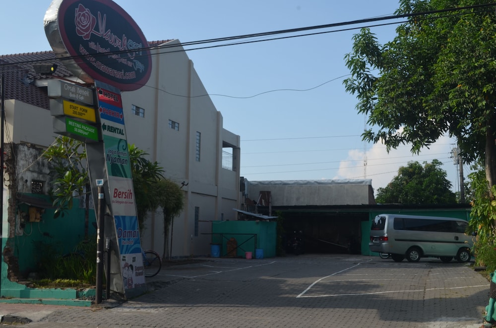 Mawar Asri Hotel 40/43