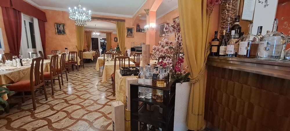 ALBERGO PARADISO 27/39