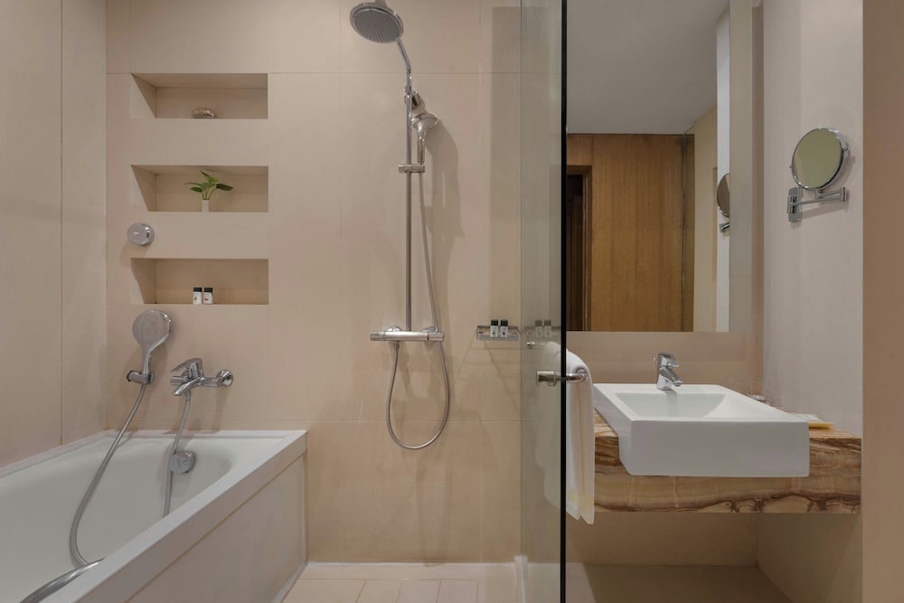 Meluha the Fern An Ecotel Hotel 50/50