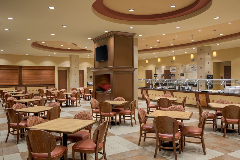 Embassy Suites by Hilton San Marcos Conference Center 47/76