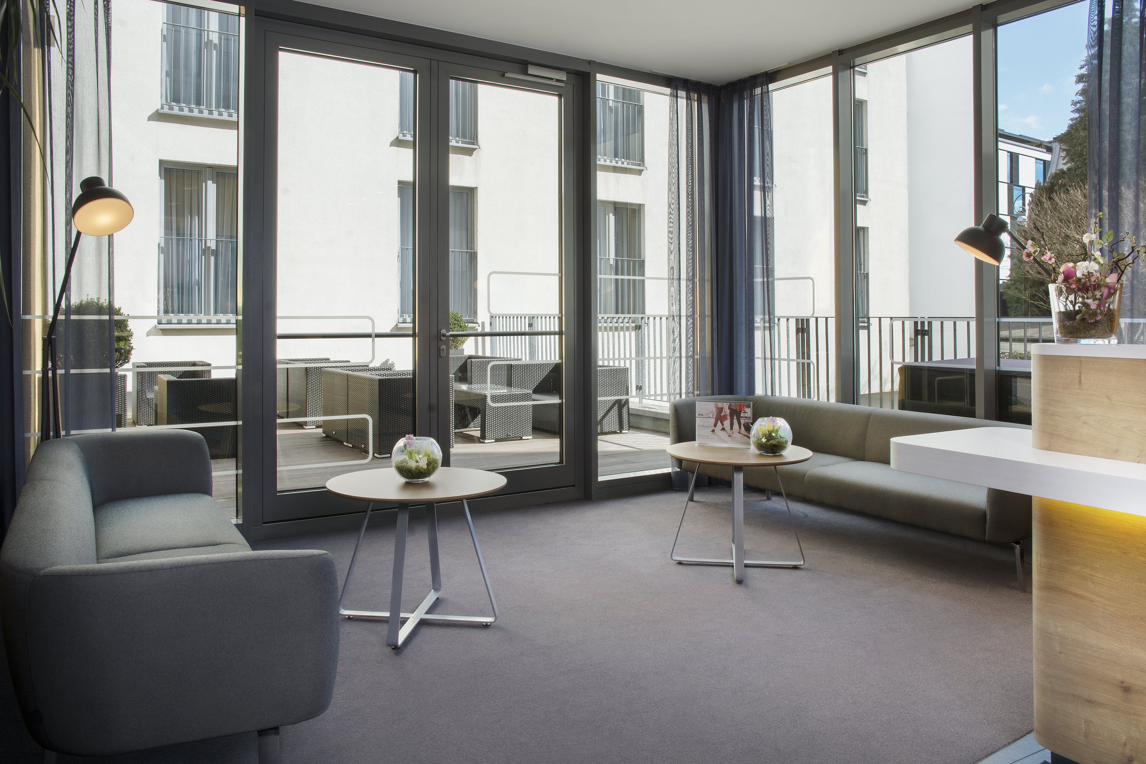 HOLIDAY INN EXPRESS BADEN BADEN 30/53
