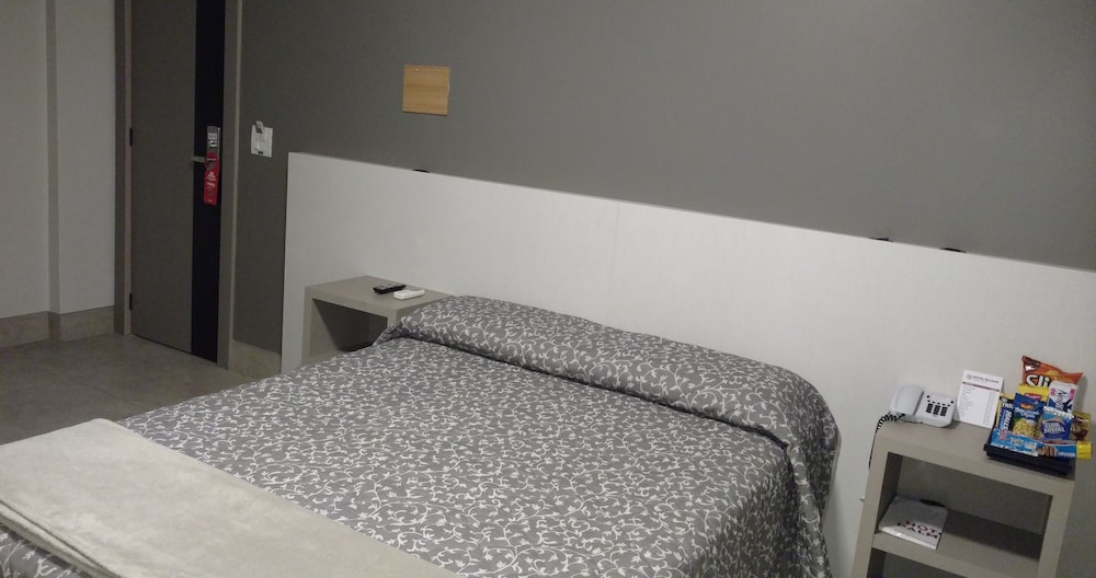STANDARD, DOUBLE BED