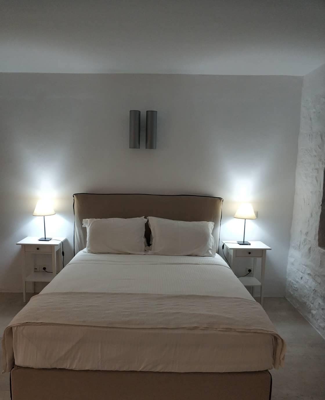 DELUXE, SUITE