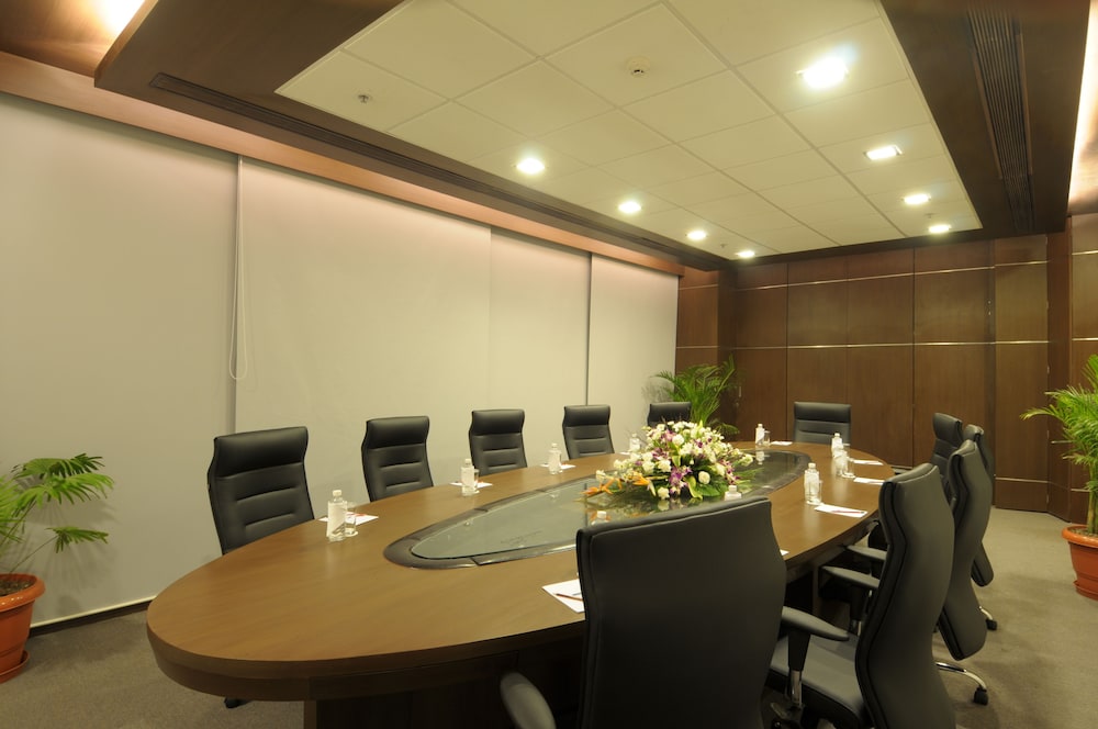 Welcomhotel by ITC Hotels, Ashram Road, Ahmedabad 59/71