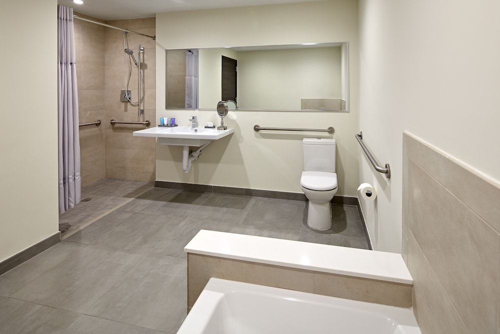 COSTA HOLLYWOOD BEACH RESORT 34/72