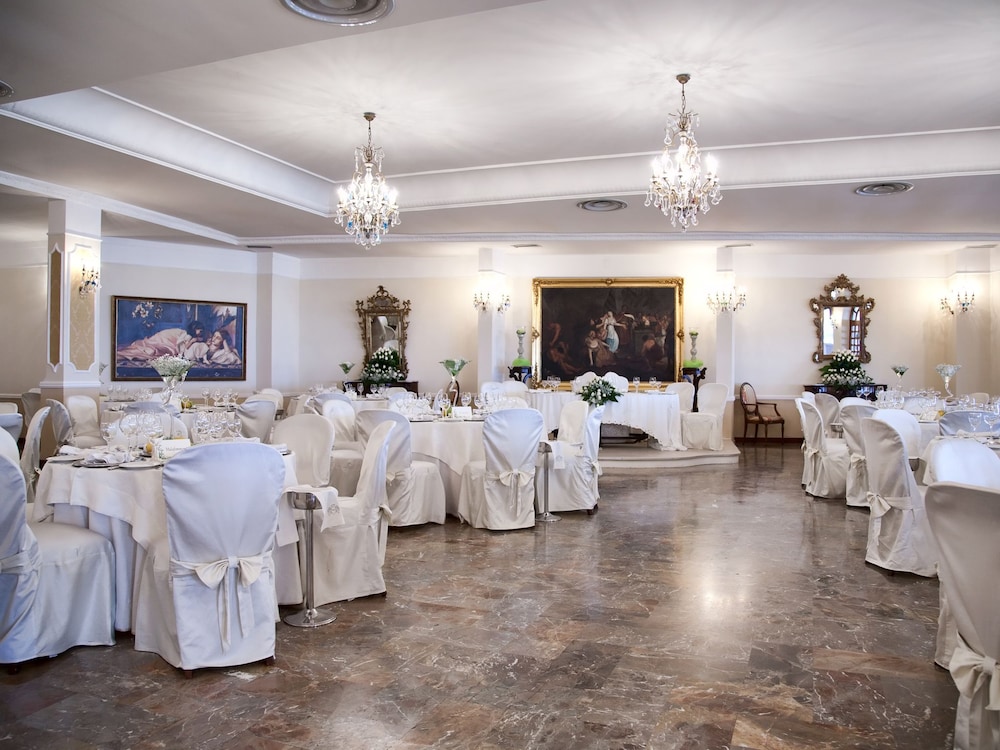 Hotel Villa Cimmino 35/57