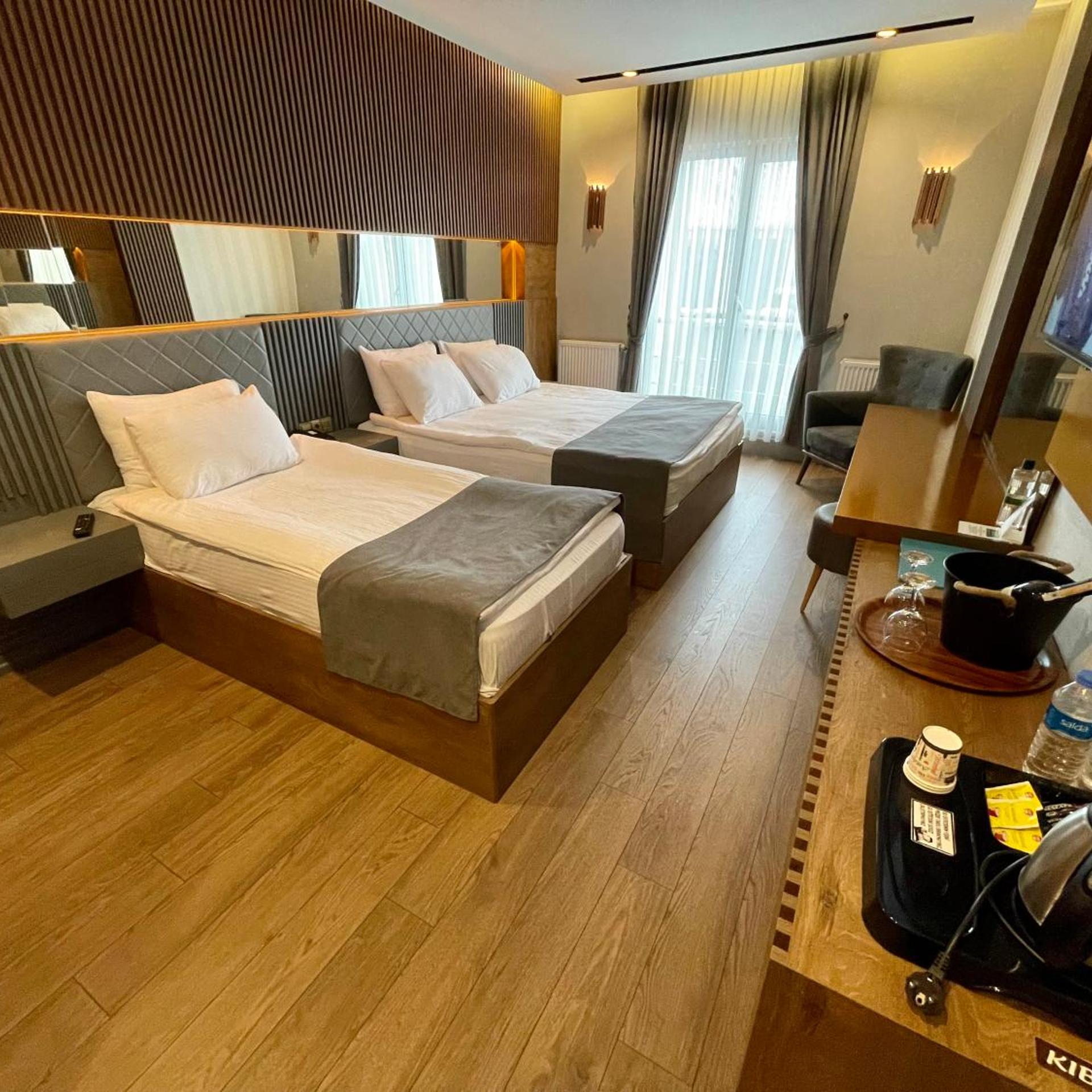 Hotel Aras 14/50