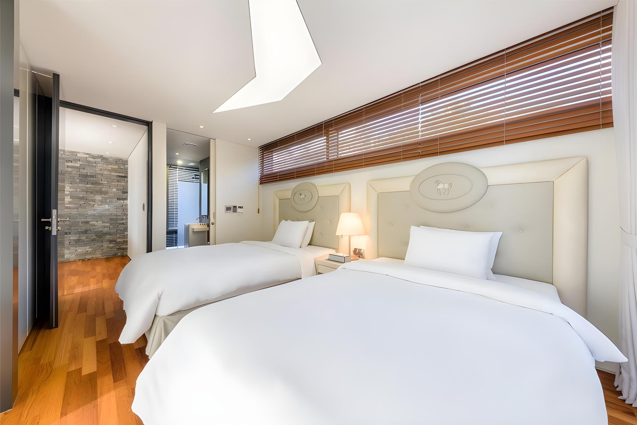2 Bedrooms, Duplex, Pacific, Villa, 2 Double Beds, Sea View