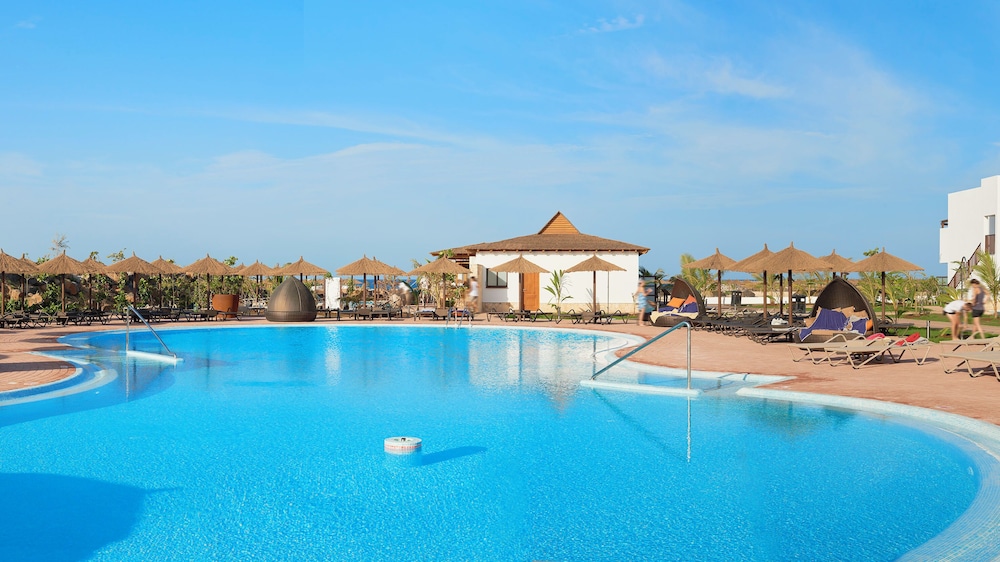Melia Llana Beach Resort Spa 47/50