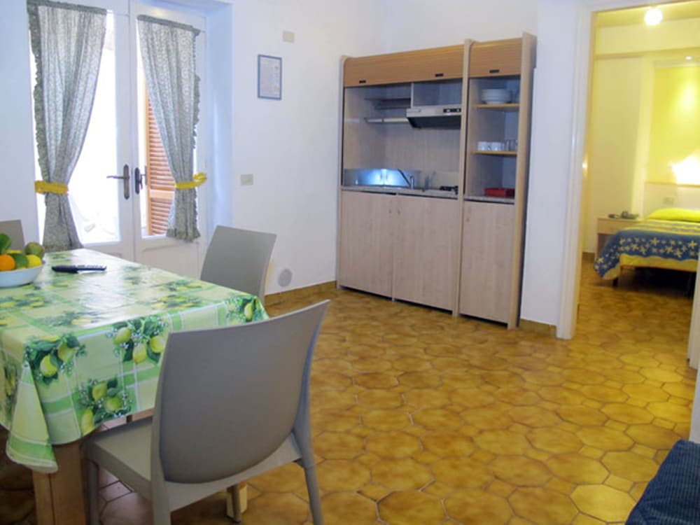 HOTEL RESIDENCE VILLA MARINÙ 45/72