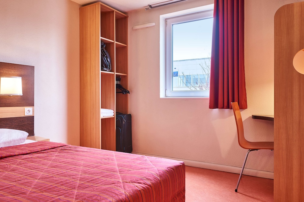 Hotel Premiere Classe Le Mans Ouest Universite 9/34
