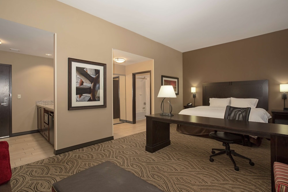 Hampton Inn & Suites I-35/ Mulvane 46/51
