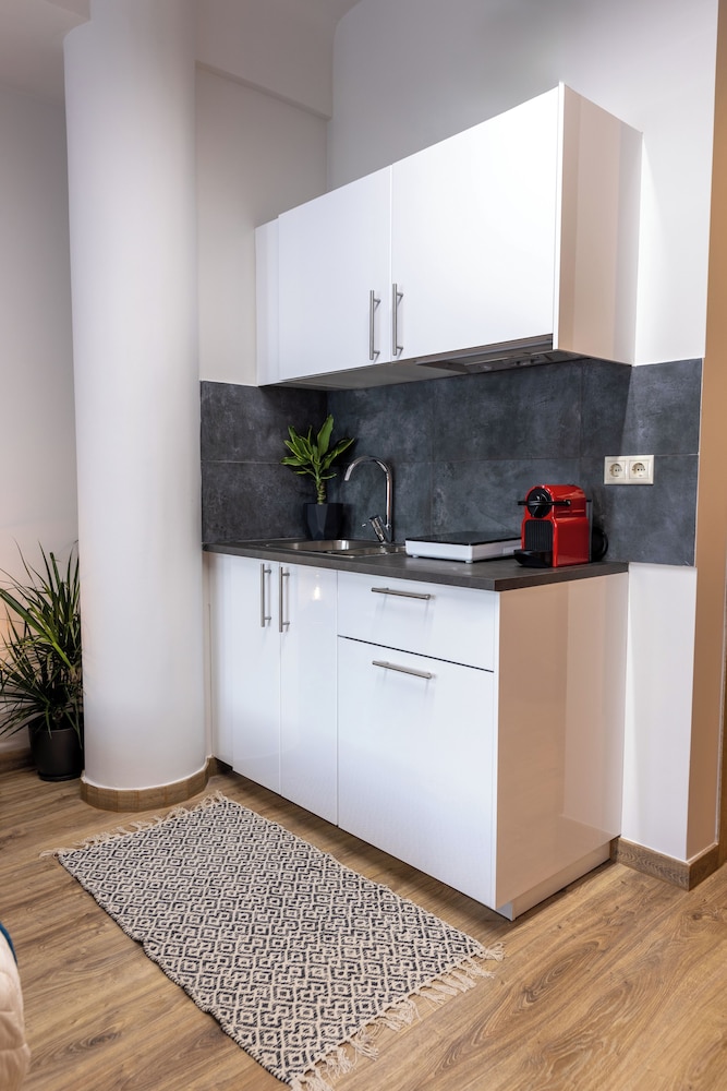 Athenian Sensations Apartments & Suites 4/60