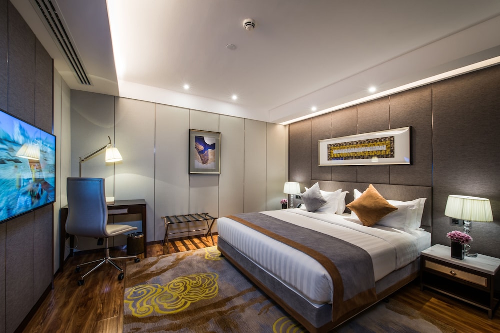 1 BEDROOM, JUNIOR SUITE