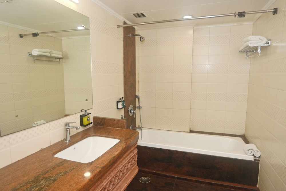 Hotel Simran Heritage Pvt. Ltd. 48/55