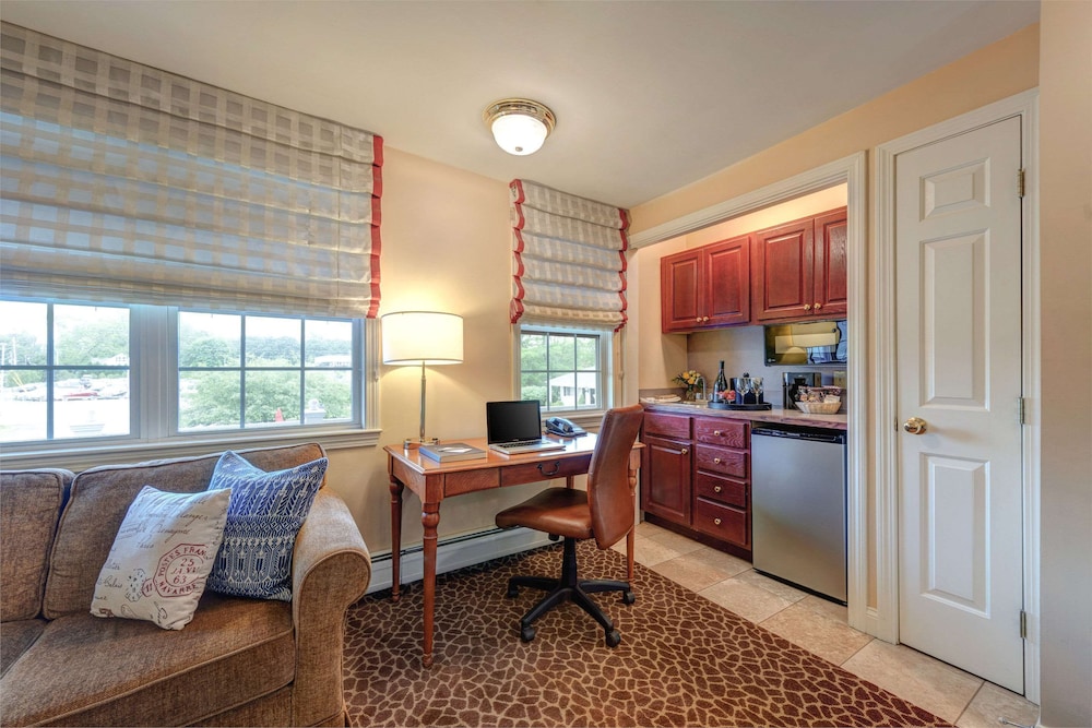Port Inn And Suites Portsmouth, Ascend Hotel Collection 35/45