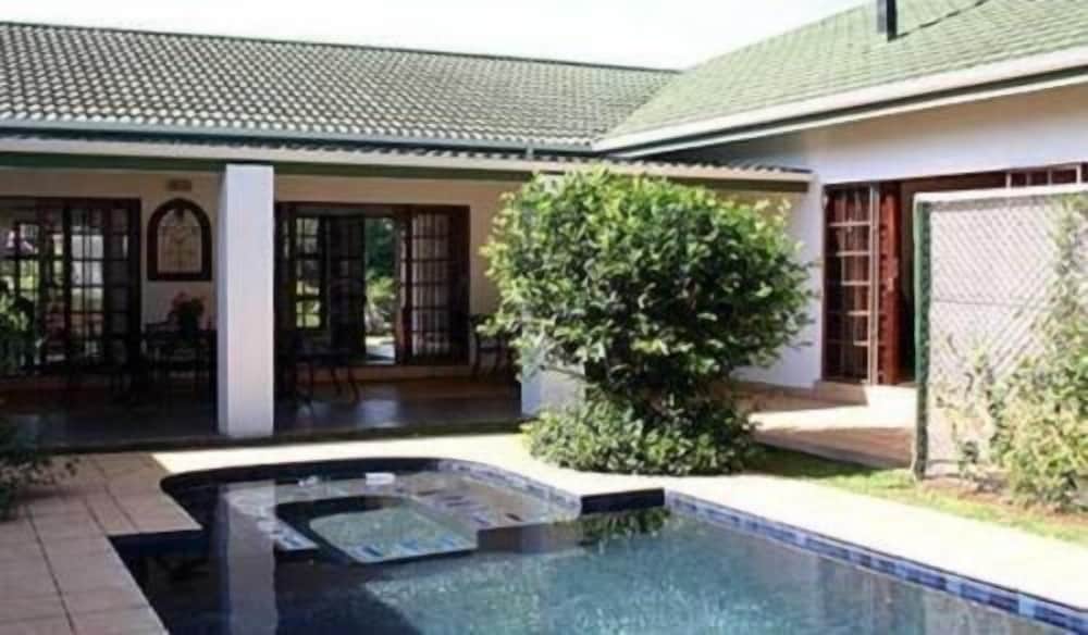 Rivendell Bed And Breakfast 16/27