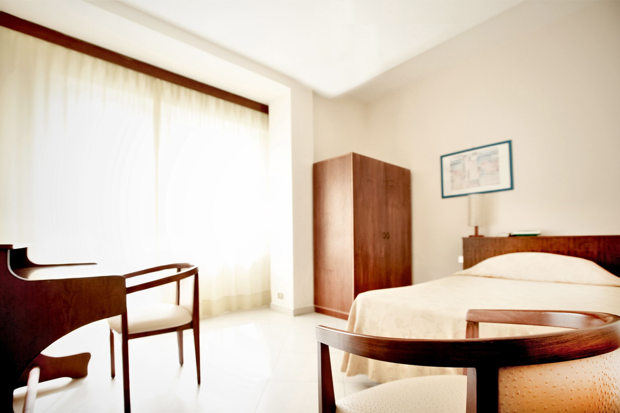BASIC, SINGLE, SINGLE BED, PRIVATE BATHROOM