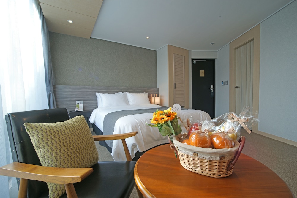 Benikea I Jin Hotel 32/38