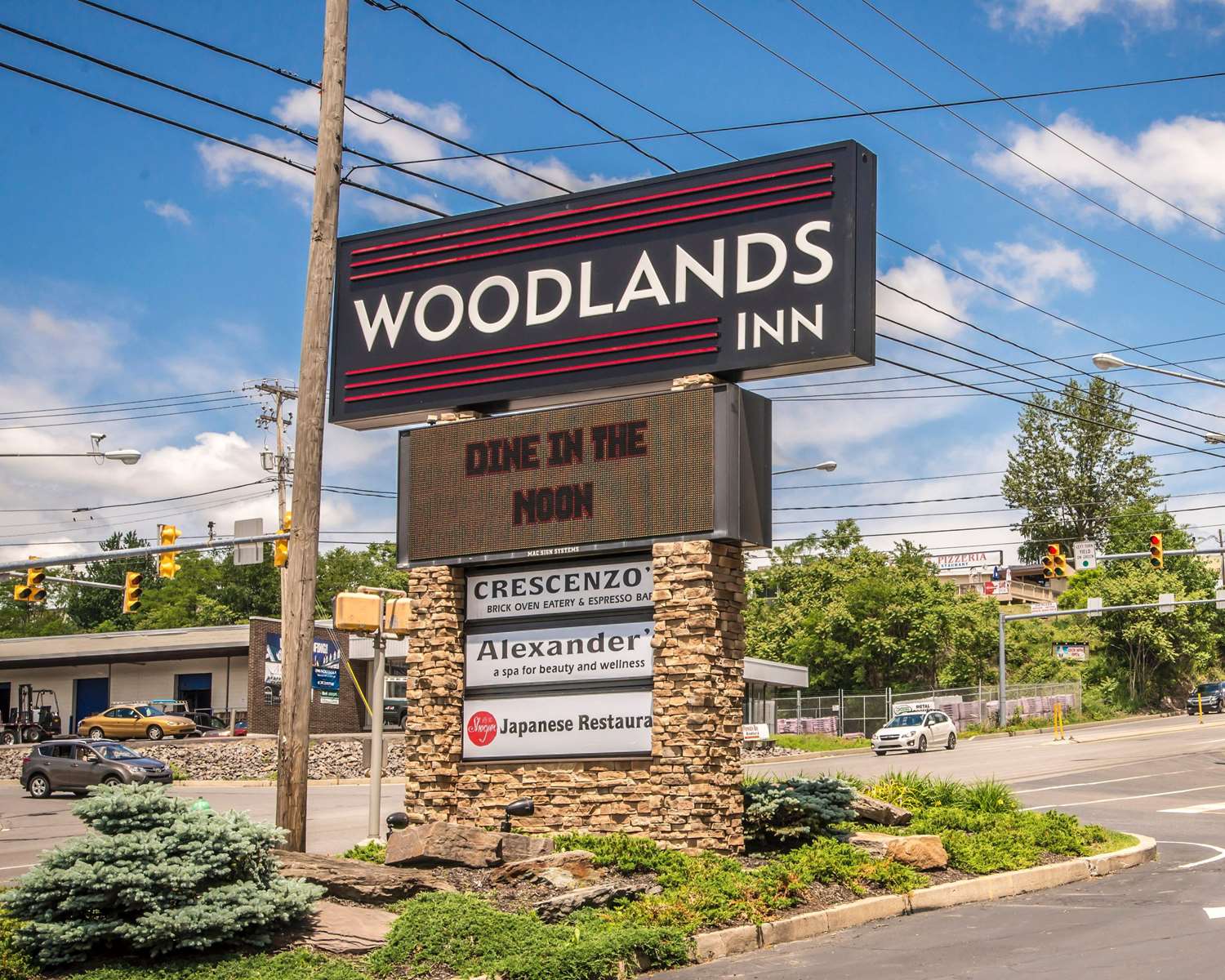 The Woodland Inn and Resorts 3/37