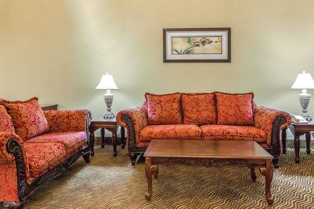 Super 8 by Wyndham Liverpool/Clay/Syracuse Area 14/21