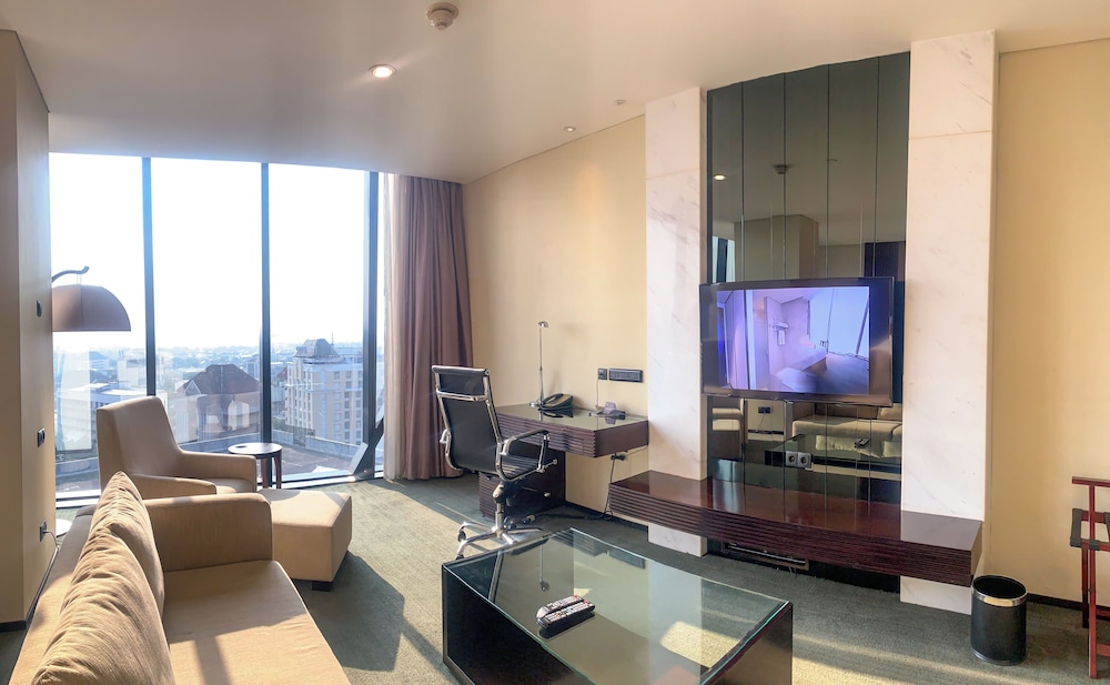 Po Hotel Semarang 28/43