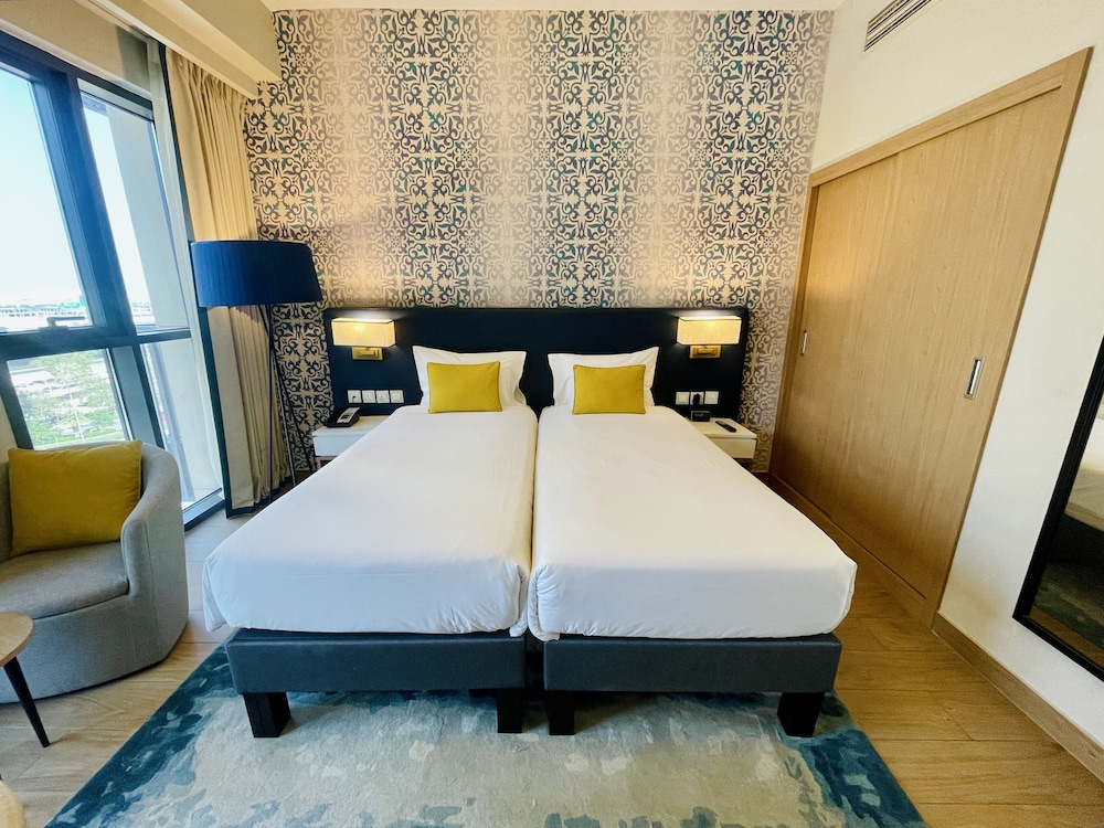 DELUXE, STUDIO, DOUBLE BED