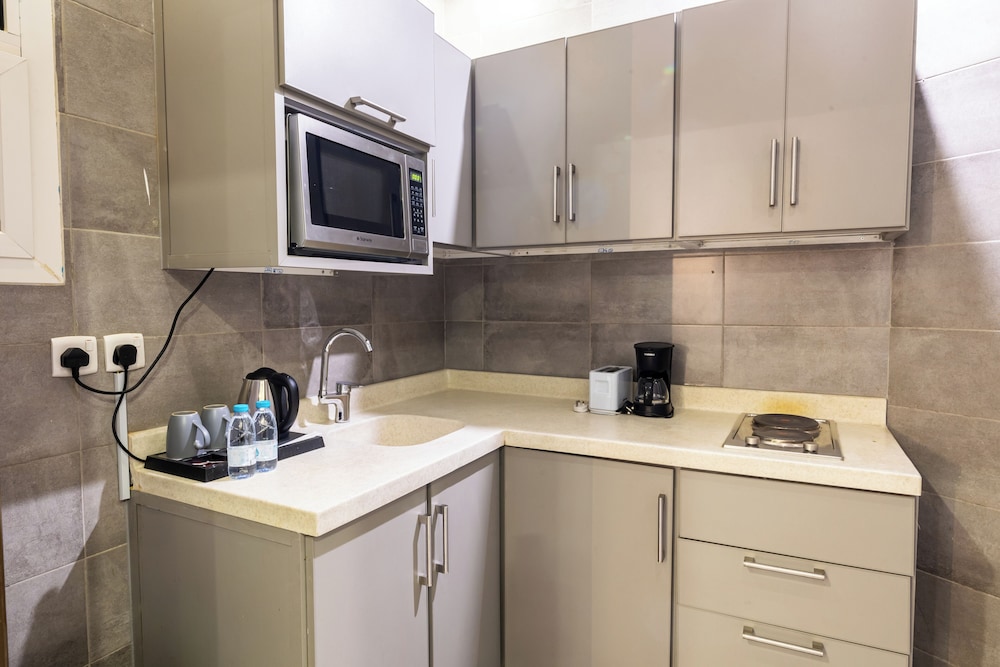 فندق كلاوزر للشقق الفندقية(Clowzer Hotel Apartments) 48/51