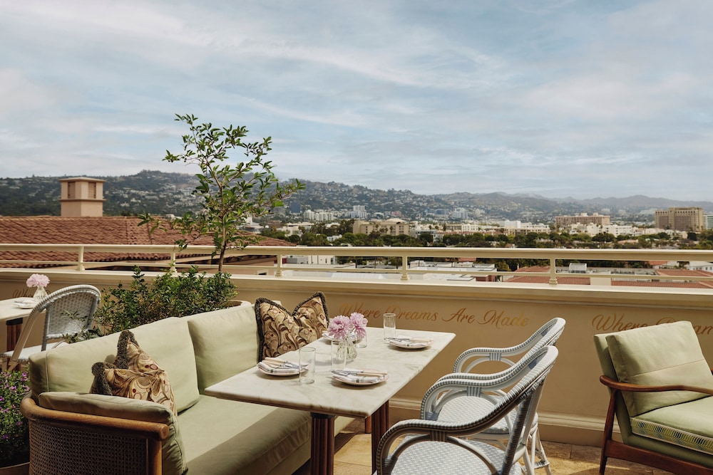 The Maybourne Beverly Hills 35/49
