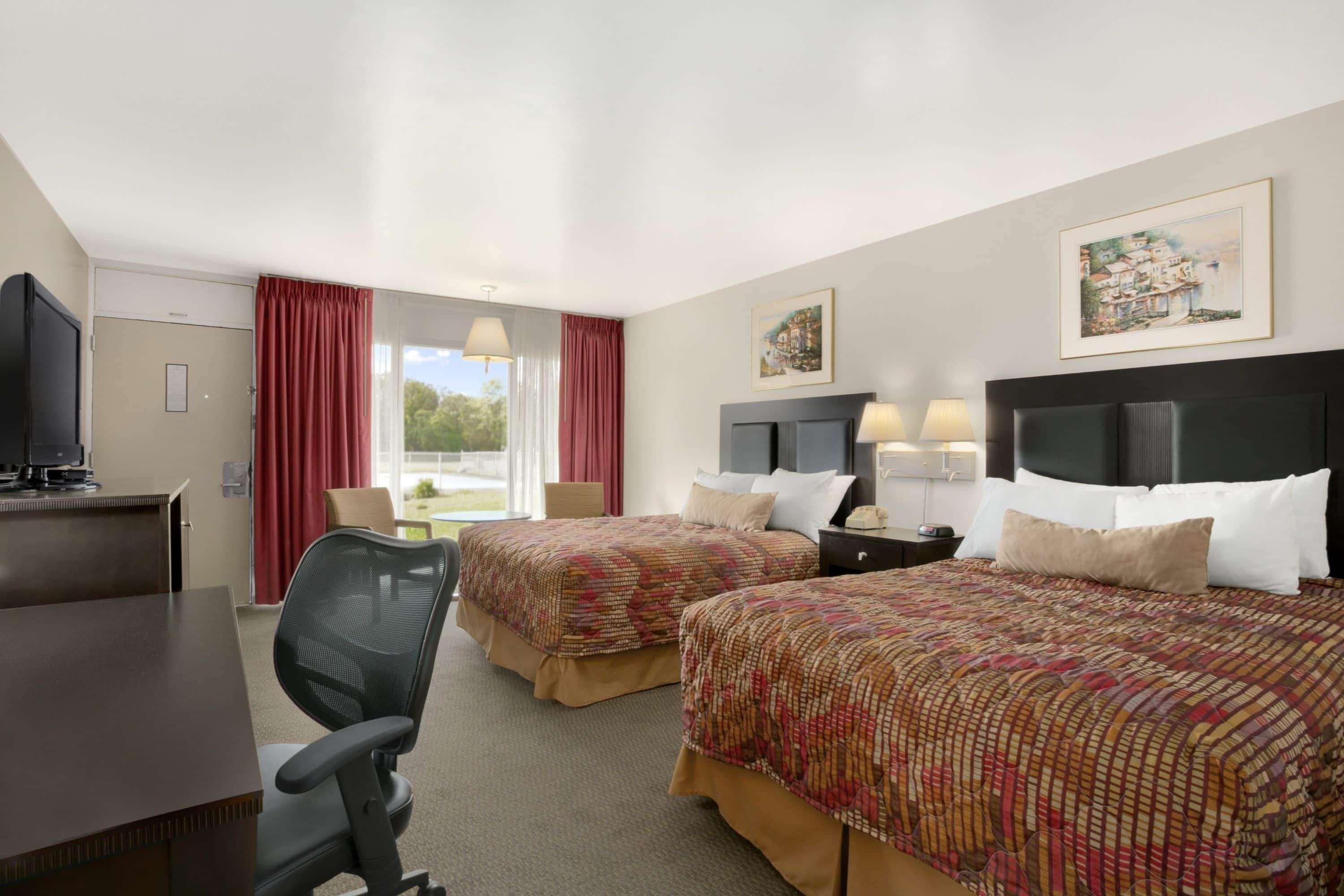 Ramada by Wyndham Washington thumb 4