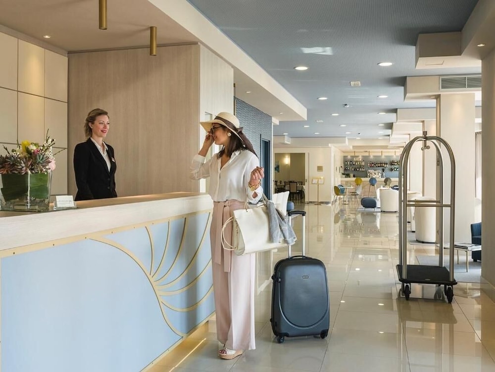 Lobby at Grand Hotel Pietra Ligure, PIETRA LIGURE