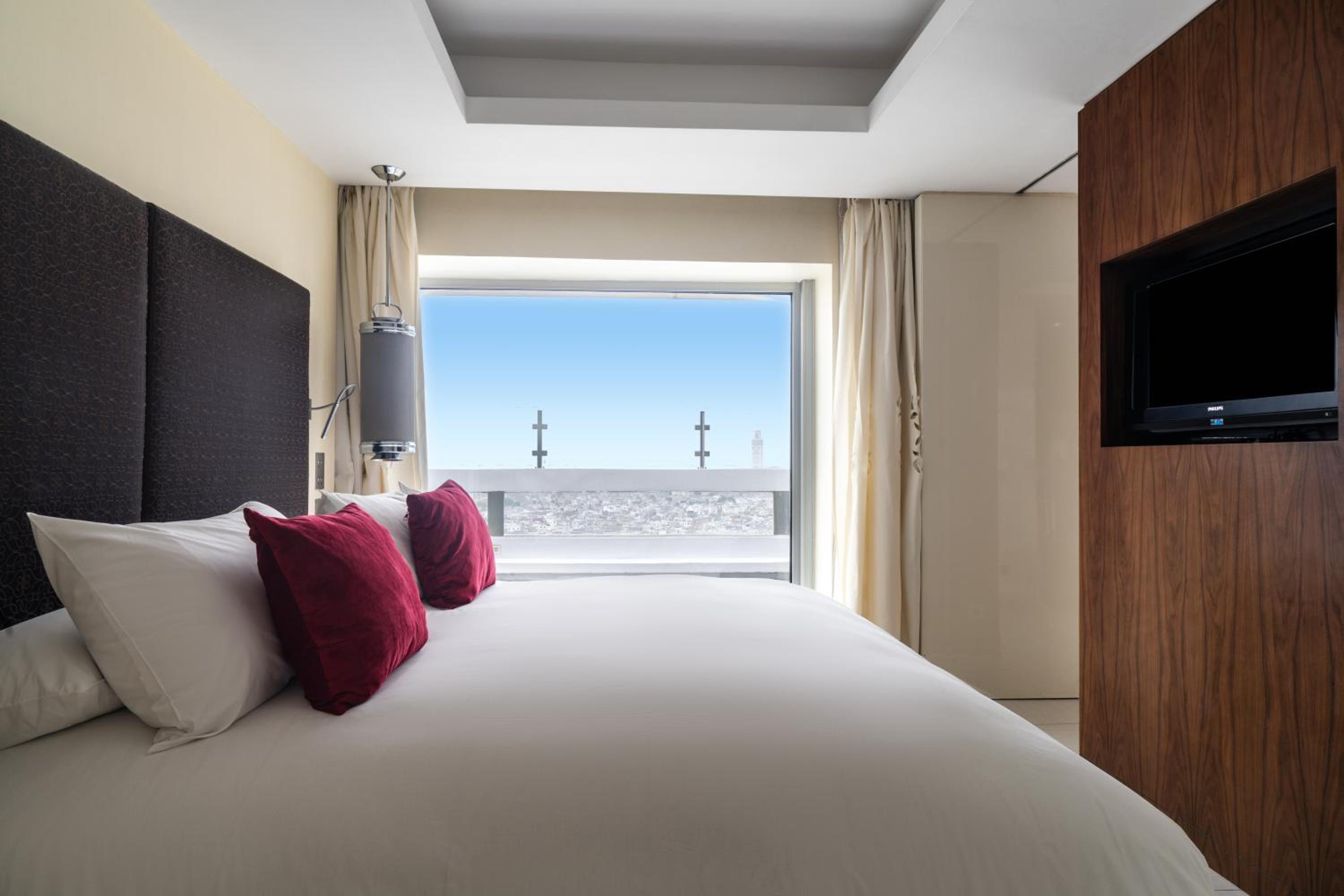 Imperial, Suite, King Bed, Dining Area, Living Area