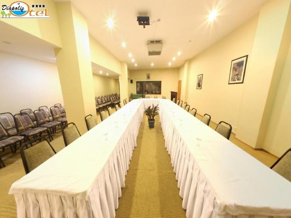 Diapolis Hotel 20/50