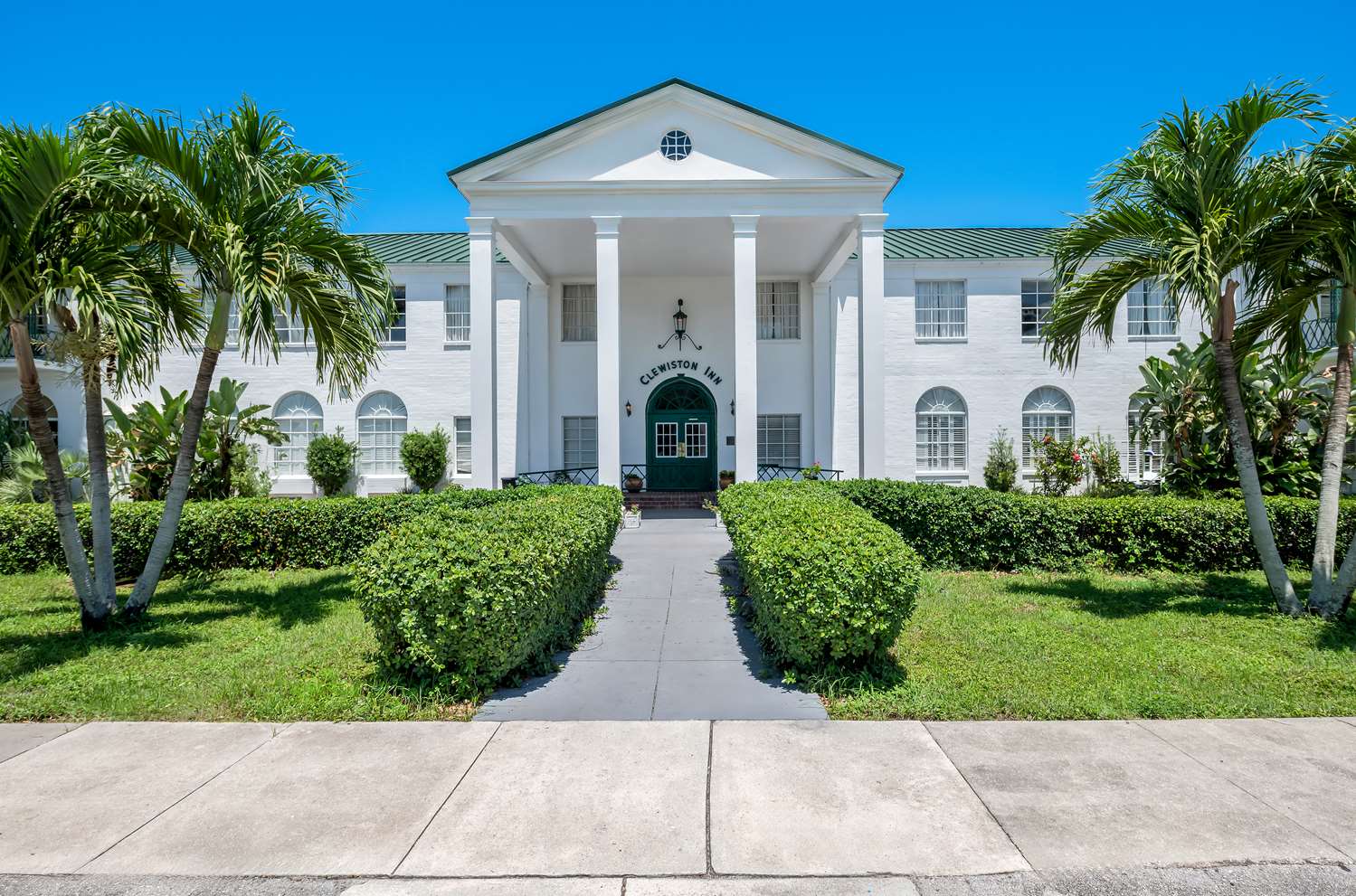 Americas Best Value Inn Historic Clewiston Inn 49/56