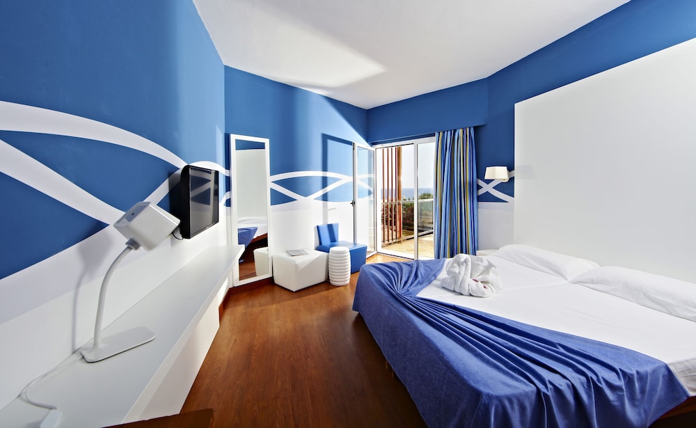 Clumba Hotel 14/50