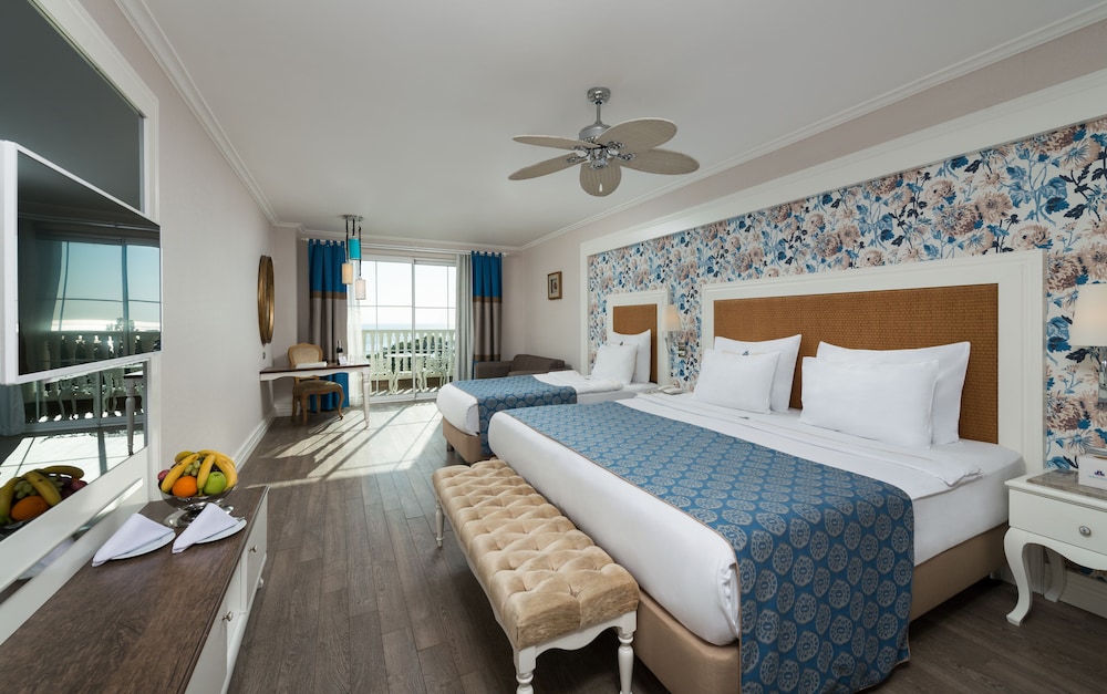 Rubi Platinum Spa Resort and Suites 25/72