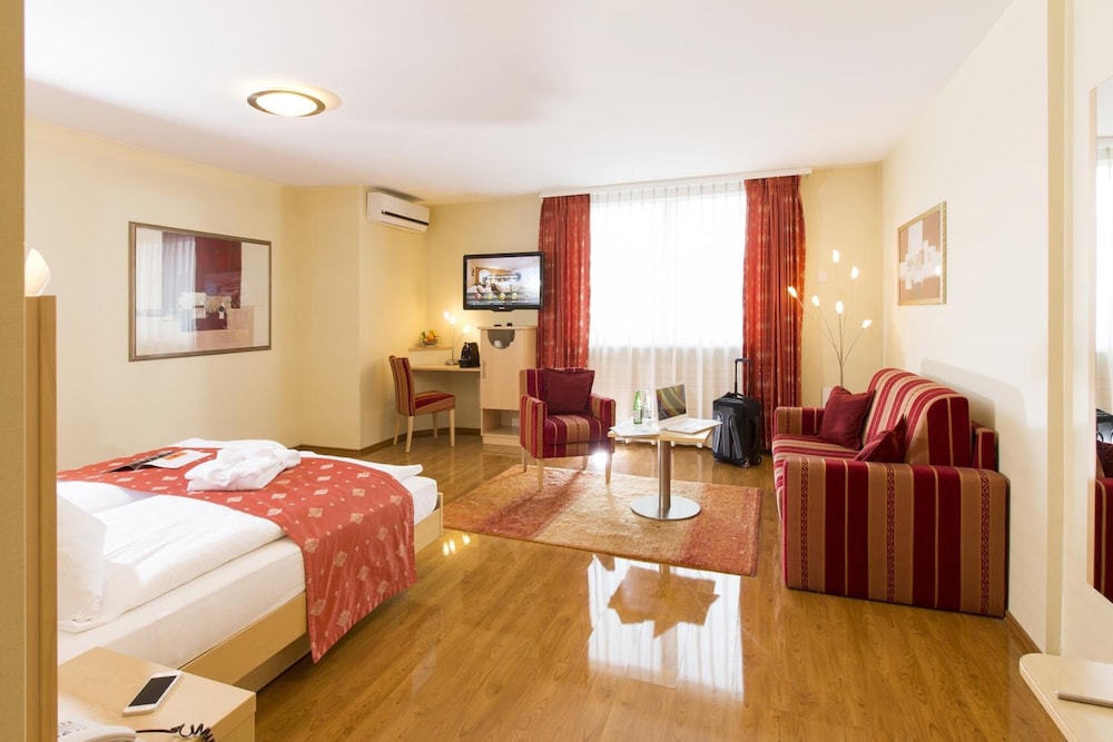 Hotel Amaris 41/53