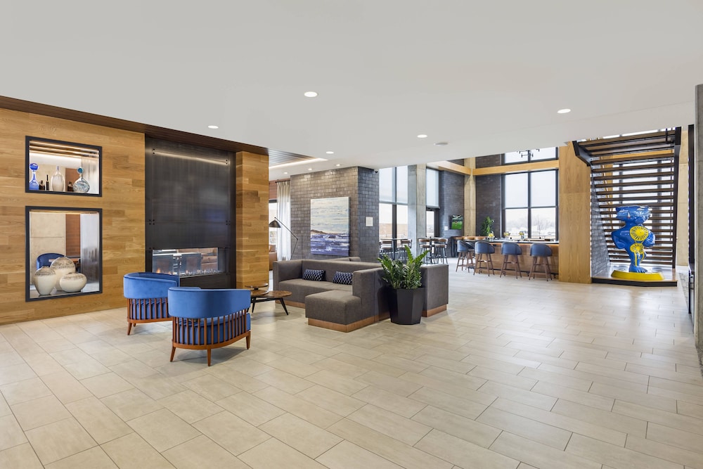 Springhill Suites By Marriott Madison 7/40