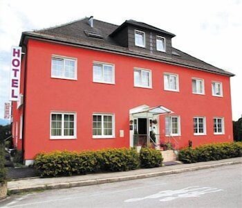 Lilienhof Hotel 1/25