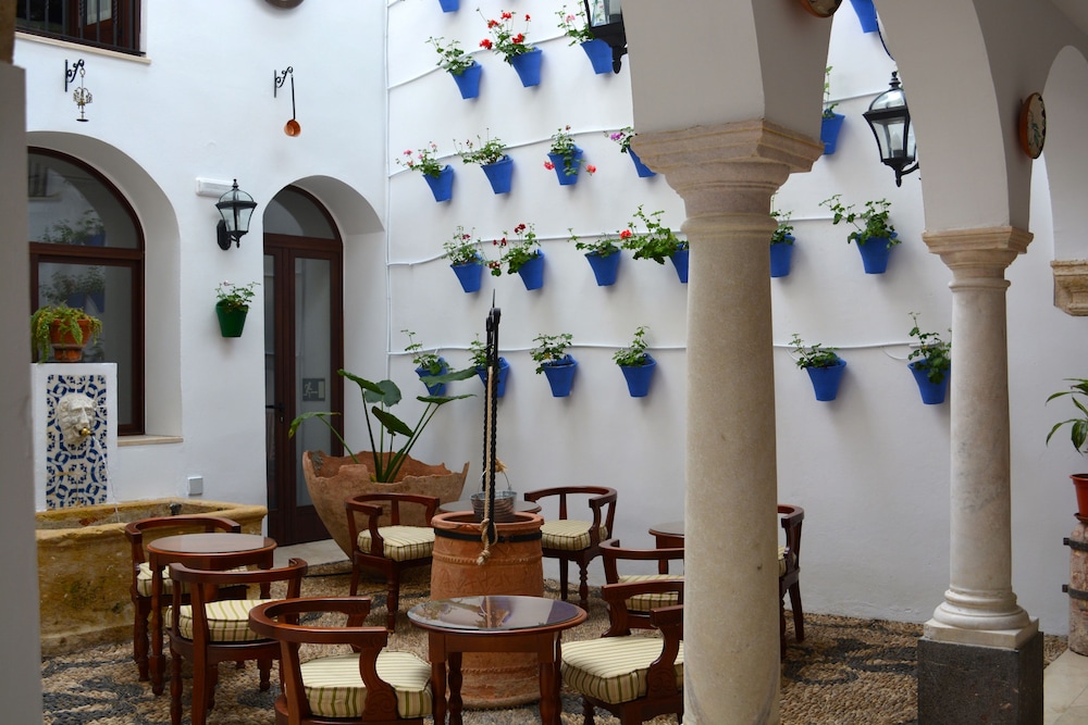 Hotel Marisa 43/56