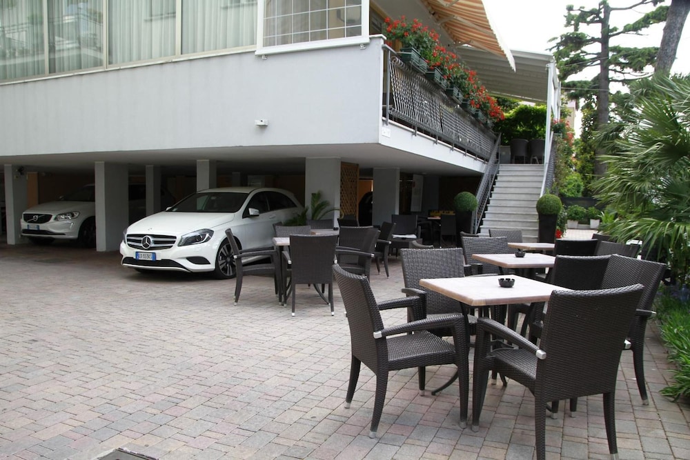 Hotel Bellerofonte 25/34
