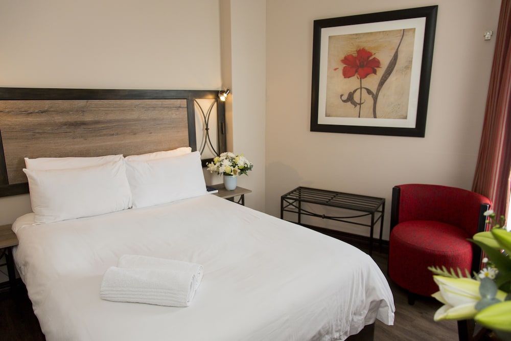 Hotel 224 13/72
