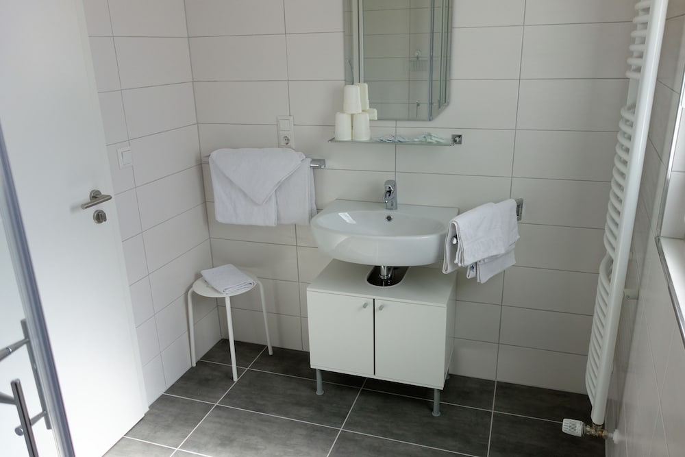 Hotel Haus Sonnschein 49/50