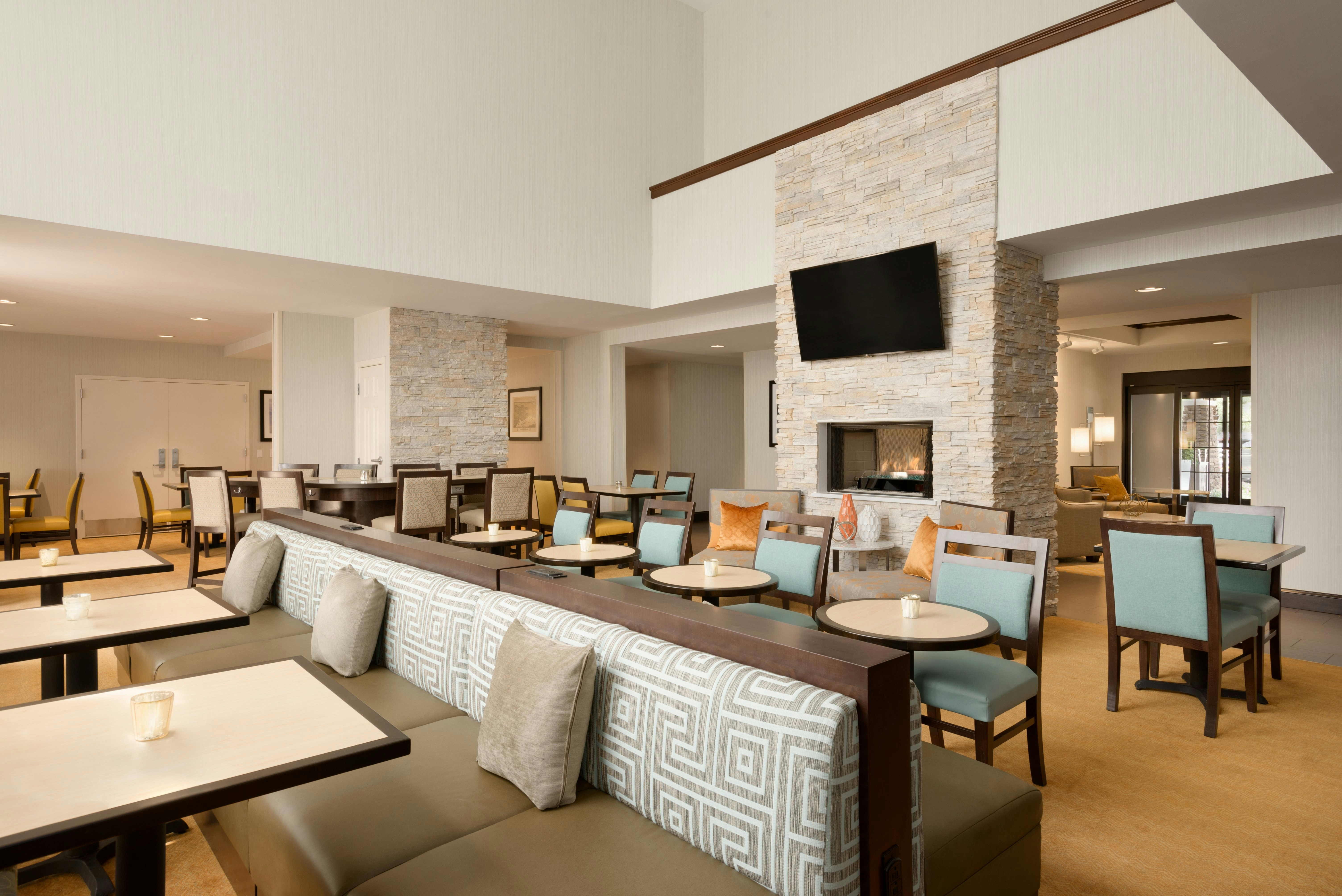Homewood Suites By Hilton Jacksonville Deerwood Park 22/34