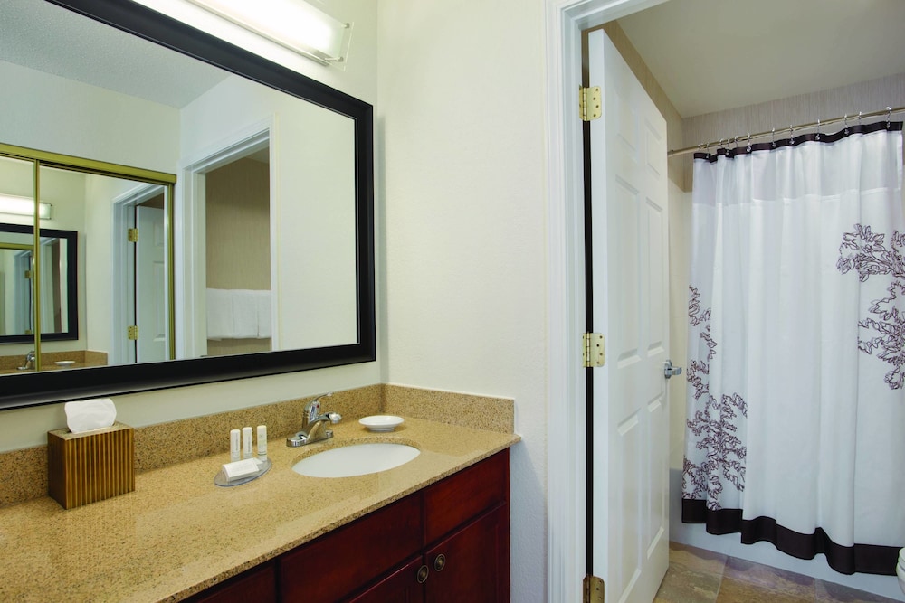 Residence Inn Marriott Joplin 40/41