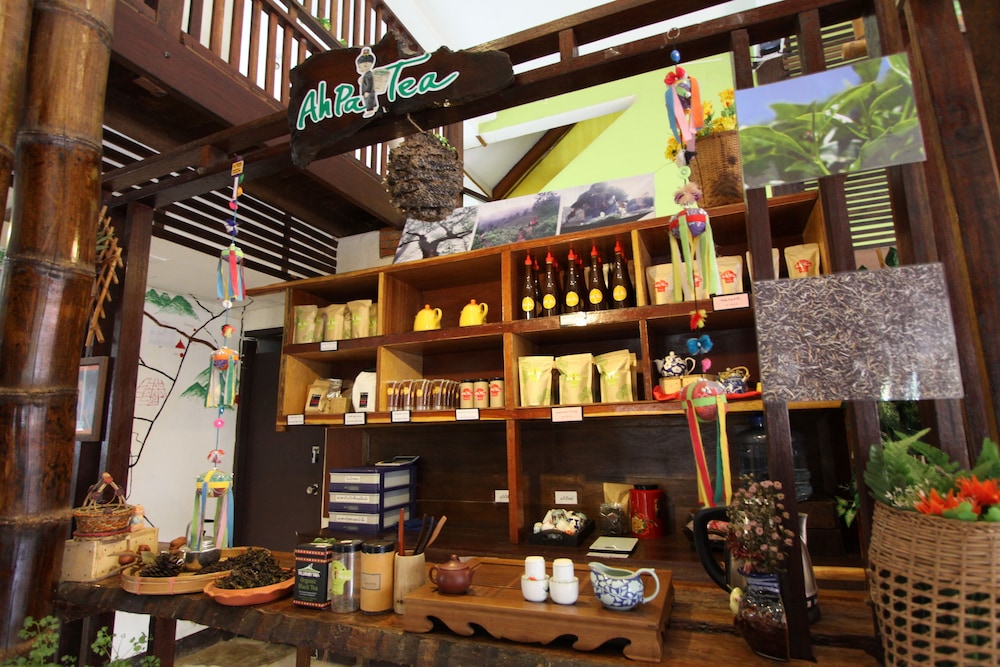 Phumanee Home Hotel 1/19
