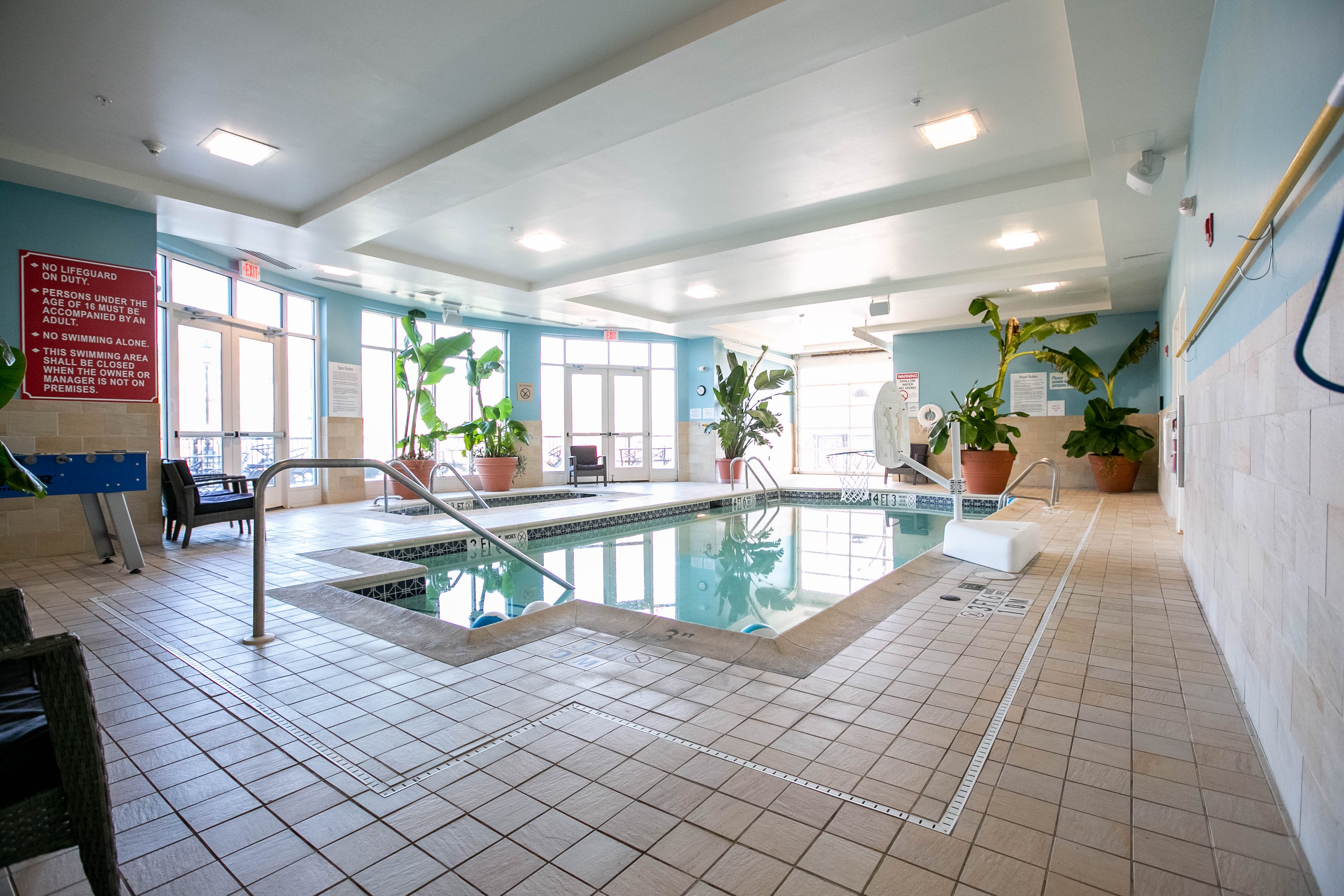 Holiday Inn Manahawkin/Long Beach Island 36/73